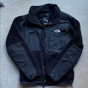 The North Face Women’s Black Performance Fleece Jacket